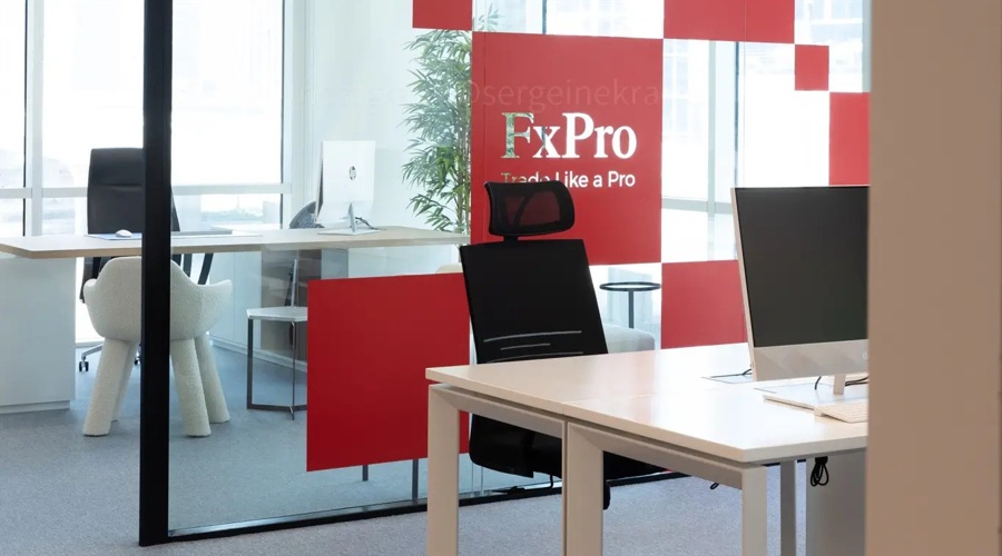 FxPro Brings Weekend Trading to Gold, Silver, Oil, Gas, and Nasdaq as Rivals Push 24/7 Access